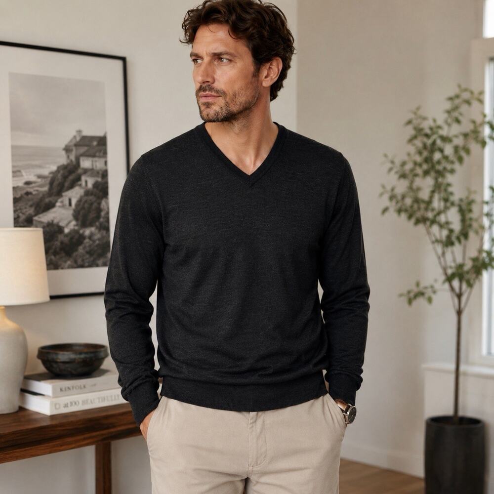 Dunhill London 100% Merino Wool V-Neck Sweater Mens L Black Made in Italy Luxury
